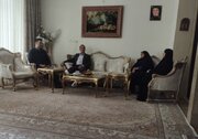 دیدار با 2 خانواده شهید و ایثارگر کرمانشاهی