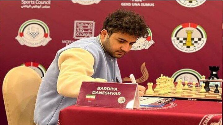 قهرمانی تاریخی دانشور در شطرنج آسیا