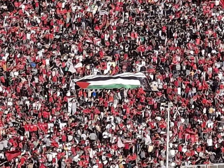 گرامیداشت شهدای غزه و فلسطین در جشن قهرمانی تراکتور گرامیداشت شهدای غزه و فلسطین در جشن قهرمانی تراکتور