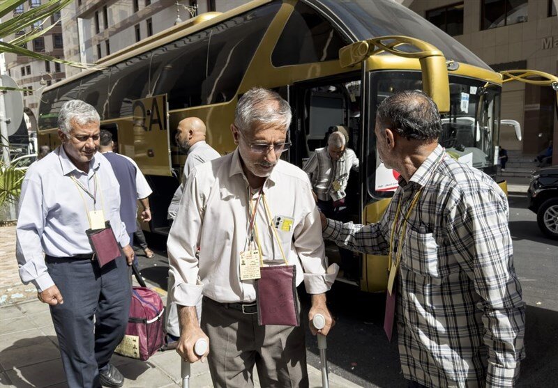 استقبال ویژه از کاروان جانبازان در مدینه+تصاویر