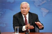 رابرت گیتس: هیچ بمبی نمی‌تواند برنامه هسته‌ای ایران را نابود کند