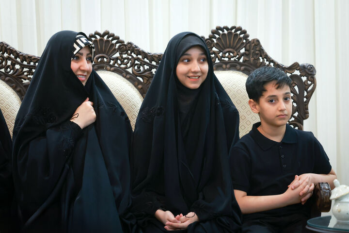 دیدار پزشکیان با خانواده شهدای خدمت