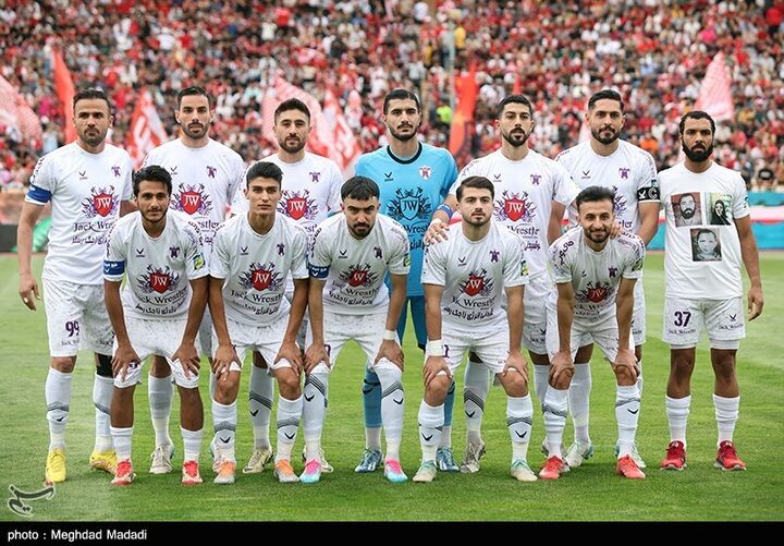 تیم فوتبال هوادار «گلستانی» شد