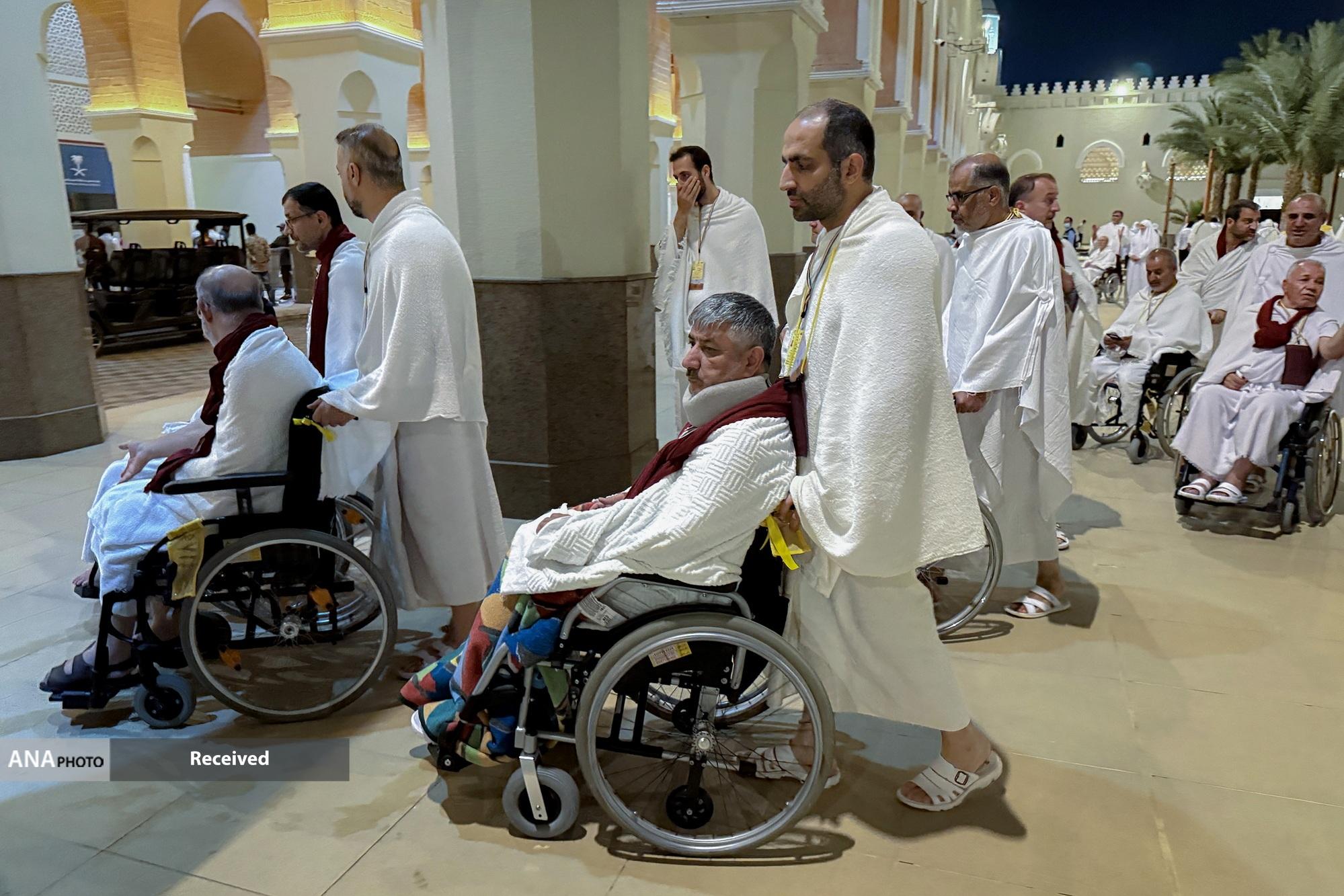 تصاویر/ اعزام کاروان جانبازان به مکه مکرمه