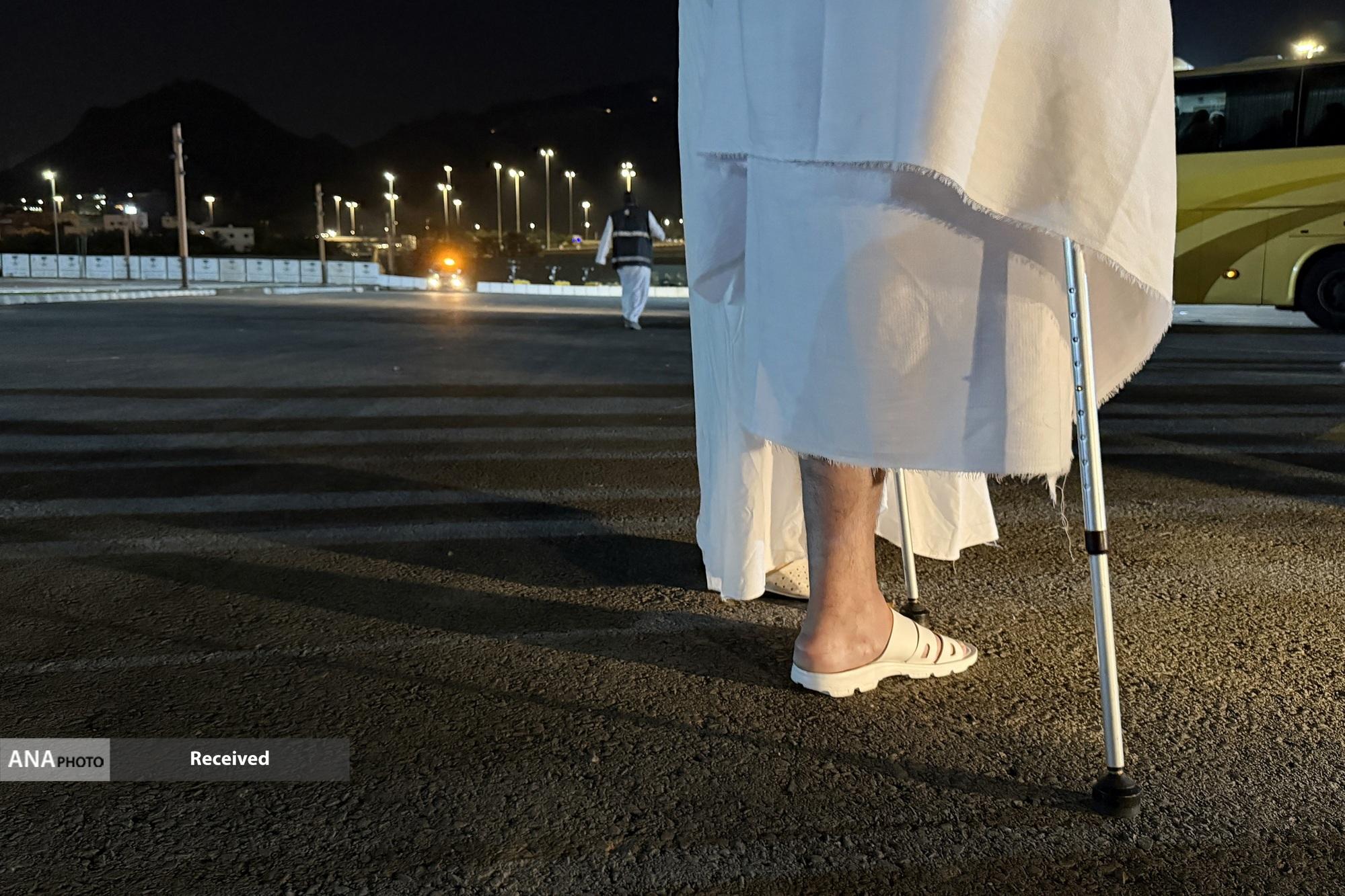 تصاویر/ اعزام کاروان جانبازان به مکه مکرمه