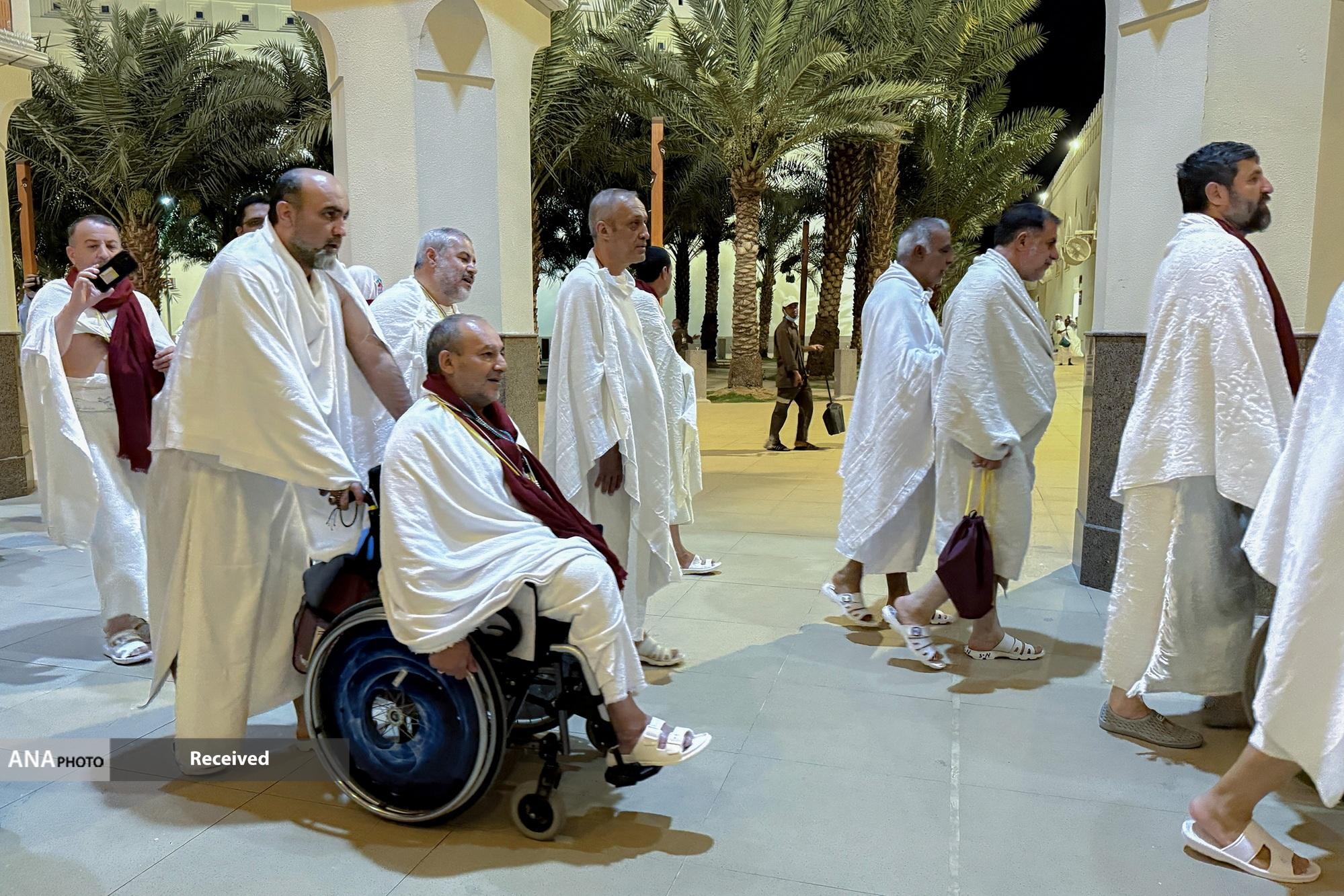 تصاویر/ اعزام کاروان جانبازان به مکه مکرمه