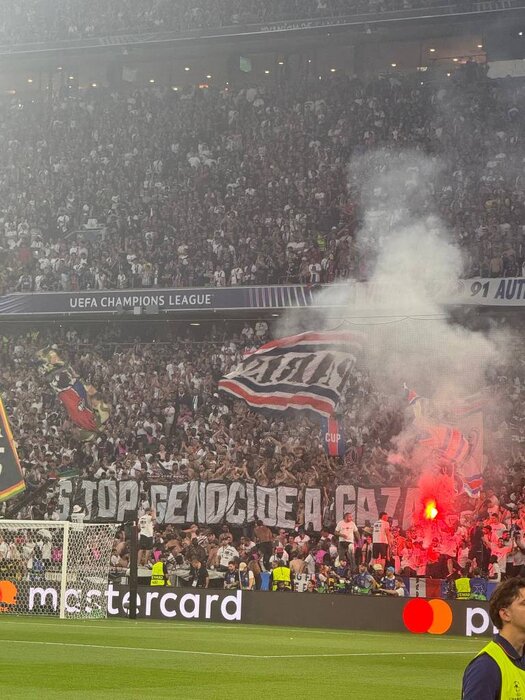 کارت قرمز به اسرائیل! + عکس و فیلم