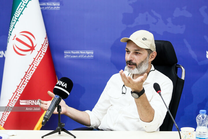 بازیگر در پناه تو: از ایران نمیروم بازیگر در پناه تو: از ایران نمیروم