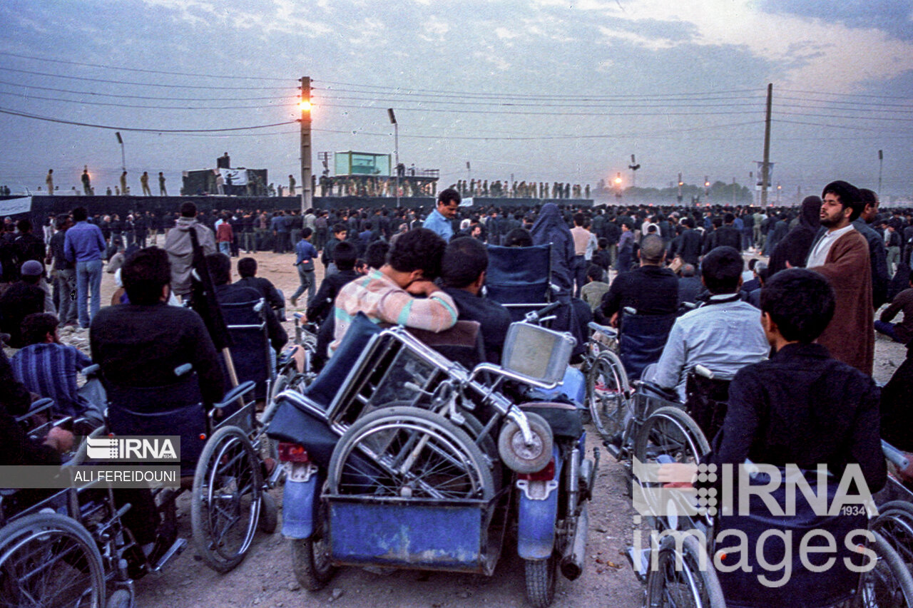 تصلویری از بزرگترین مراسم تشییع دنیا