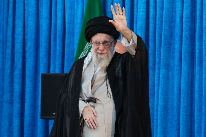 در قضیه هستهای طرح آمریکا صددرصد ضد «ما میتوانیم» است/ دشمن هیچ غلطی نمی تواند بکند در قضیه هستهای طرح آمریکا صددرصد ضد «ما میتوانیم» است/ دشمن هیچ غلطی نمی تواند بکند