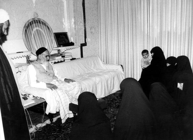 «ولی‌نعمتان ملت» و «چشم و چراغ جامعه» را دریابید!