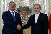 وزرای خارجه ایران و قزاقستان دیدار کردند