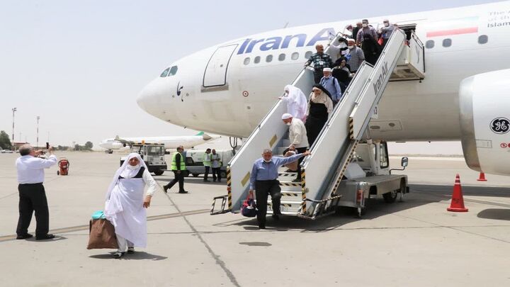 بازگشت ۴۸۰۰ زائر حج به مشهد با ۲۰ پرواز مستقیم بازگشت ۴۸۰۰ زائر حج به مشهد با ۲۰ پرواز مستقیم