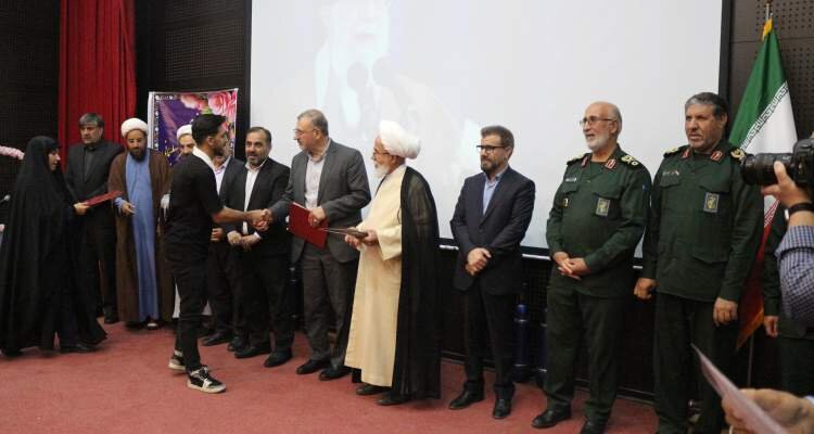تجلیل از قهرمانان جامعه ایثارگری کرمانشاه در مسابقات آسیایی و کشوری