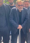 اولین حضور دریابان شمخانی پس از حمله اسرائیل در تشییع شهدا