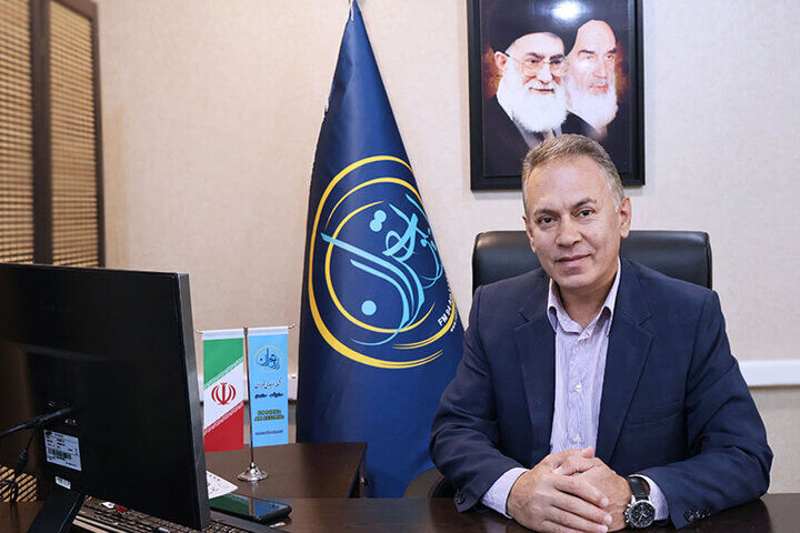 تمرکز رادیو تهران بازخوانی تجربه‌ بحران است