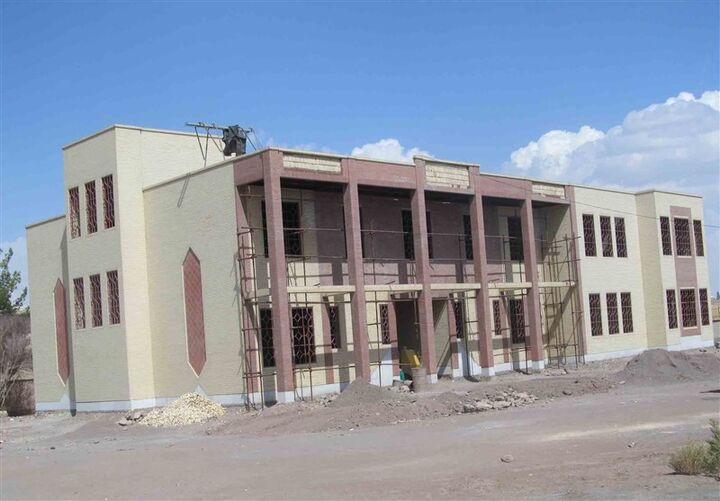 عدالت آموزشی در پشت دیوارهای ترک‌خورده