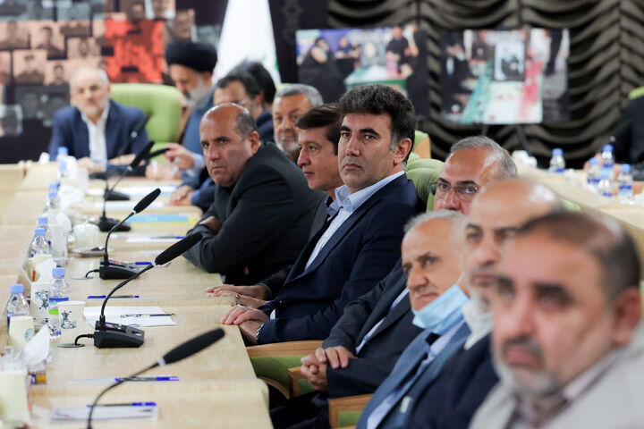 نشست پزشکیان با بنیاد شهید