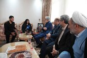 دیدار مشاور رهبر انقلاب با خانواده دانشمند هسته ای