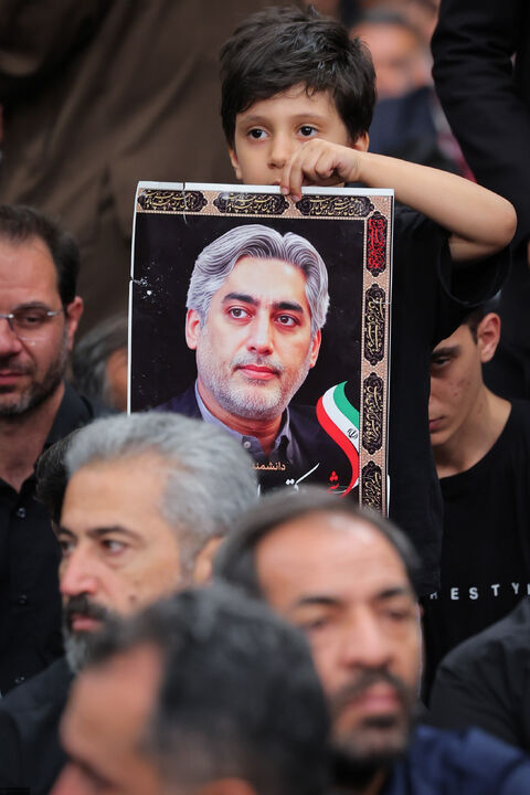 دیدار رهبر انقلاب با خانواده شهدا
