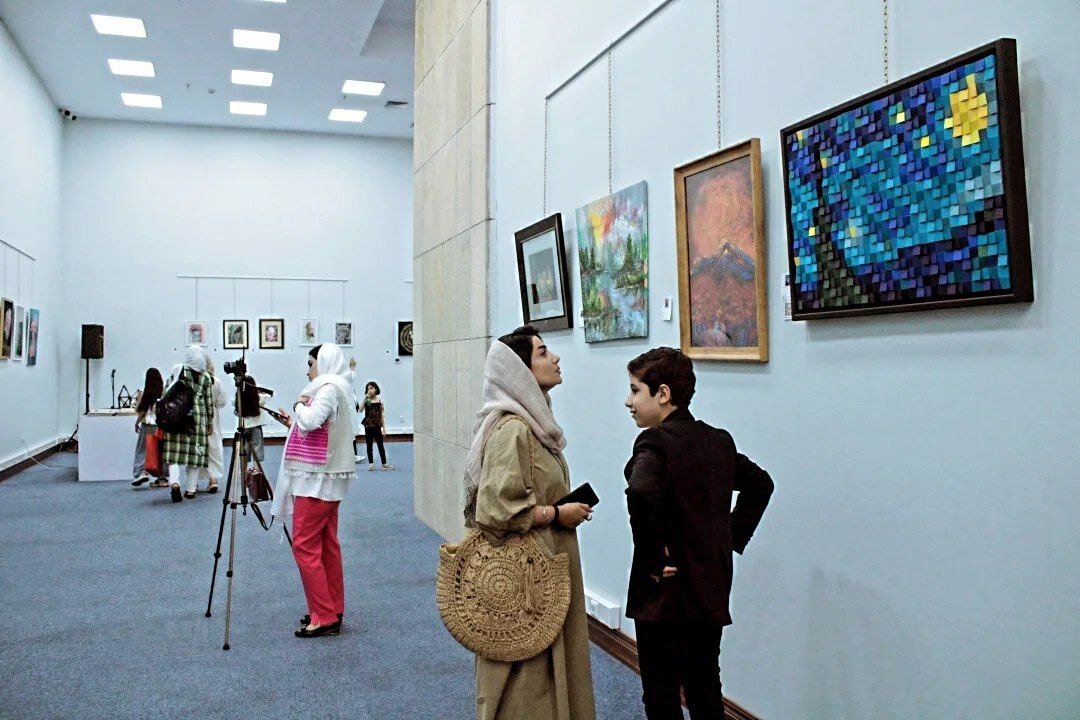 افتتاح نمایشگاه آخرین نگاه به نفس‌های زمین