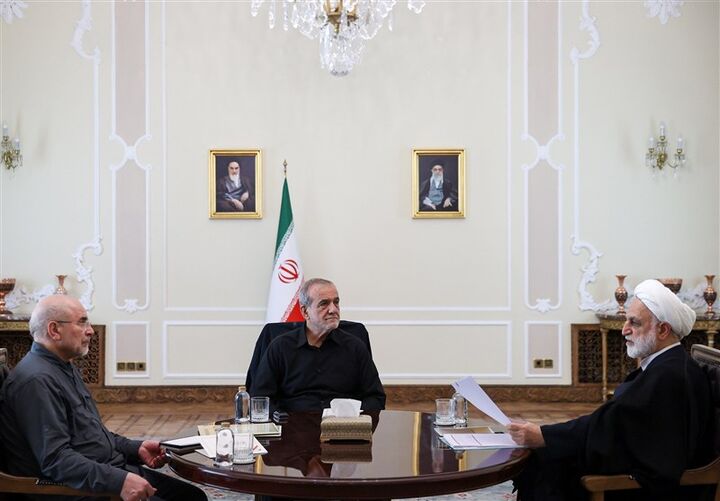 جلسه سران قوا به میزبانی پزشکیان برگزار شد
