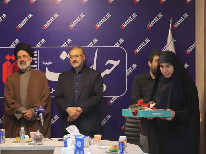 روز خبرنگار حیات