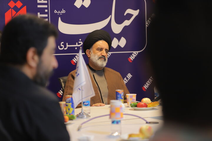 روز خبرنگار حیات