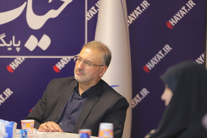 روز خبرنگار حیات