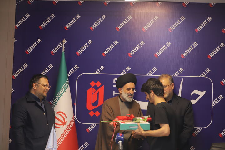 روز خبرنگار حیات