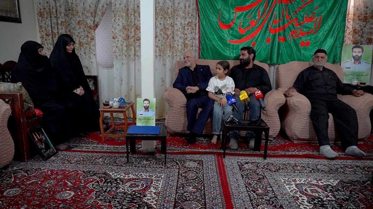 خون پاک شهدا مایه عزت و افتخار ملت ایران/از بیان مظلومیت شهدای اخیر عاجزیم