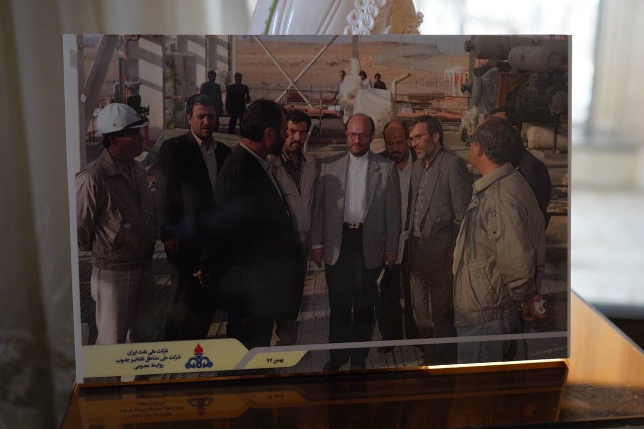 دیدار رئیس بنیاد شهید و امور ایثارگران با آزاده سرافراز سید محسن یحیوی