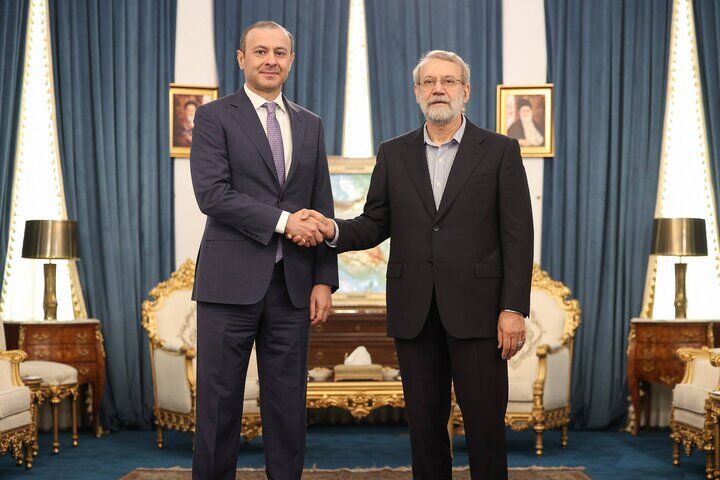 دیدار لاریجانی با دبیر شورای امنیت ارمنستان دیدار لاریجانی با دبیر شورای امنیت ارمنستان