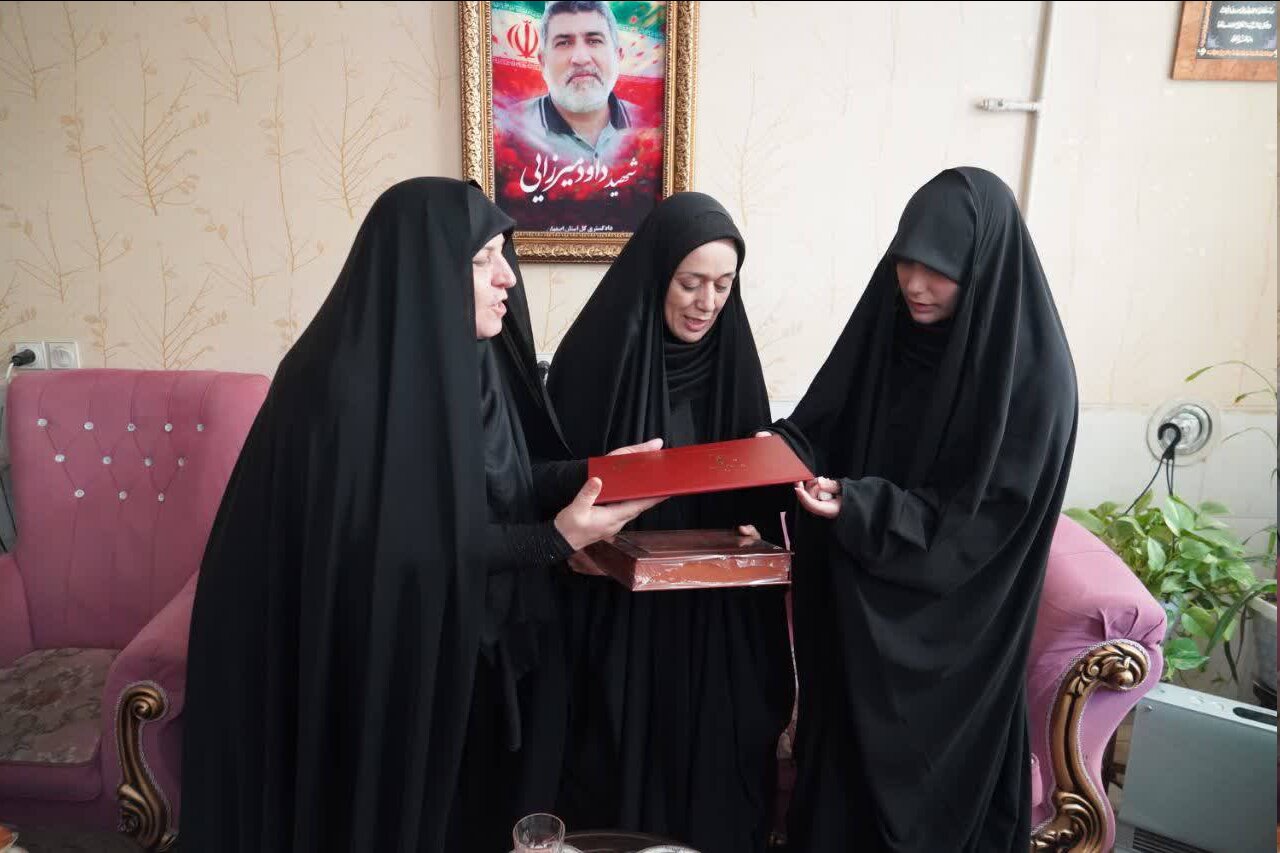 خاطرات جالب معاون بنیاد شهید از دیدار با خانواده شهدای اخیر