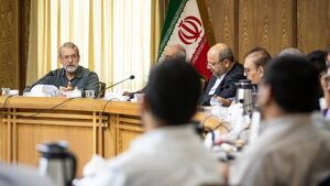لاریجانی: به دنبال مذاکره عاقلانه هستیم