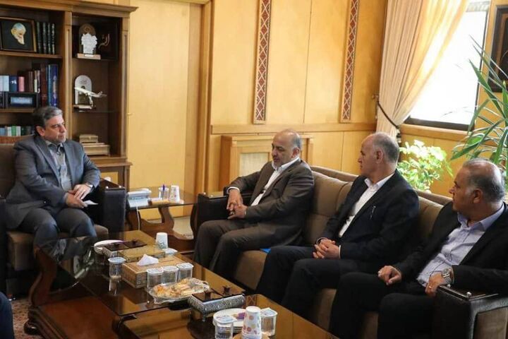 حذف فرایند فیزیکی بیمهها ضرورت دارد/ آمادگی برای سرمایهگذاری بیمه دی در استان اردبیل حذف فرایند فیزیکی بیمهها ضرورت دارد/ آمادگی برای سرمایهگذاری بیمه دی در استان اردبیل