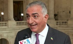 ربع پهلوی بازیچه شاگردان کروبی شده است!