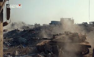 گرفتار شدن خودروهای نظامی اشغالگران در میدان مین القسام