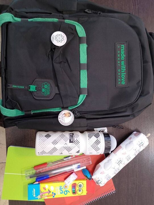 توزیع بیش از ۱۳۰۰ بسته نوشتافزار میان دانشآموزان کمبرخوردار منطقه ۱۹ توزیع بیش از ۱۳۰۰ بسته نوشتافزار میان دانشآموزان کمبرخوردار منطقه ۱۹