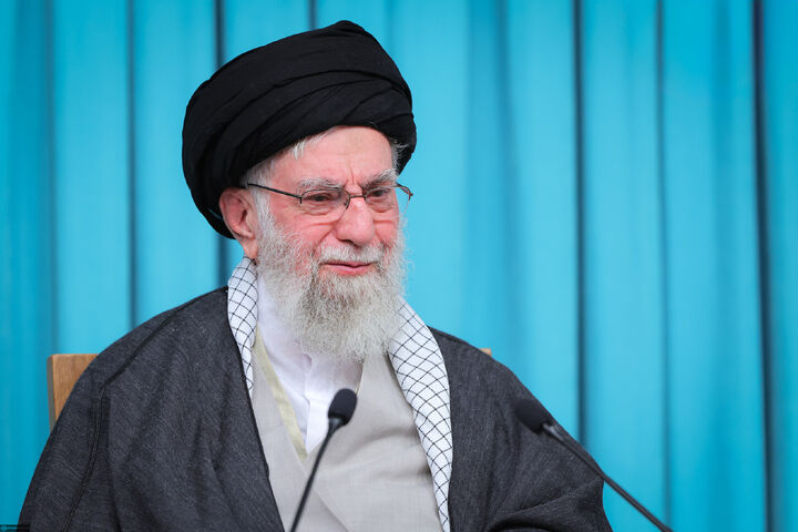 رهبر انقلاب: شهادت پاداش مجاهدت است؛ چه در دفاع ۸ ساله، چه در نبرد قهرمانانه‌ ۱۲ روزه
