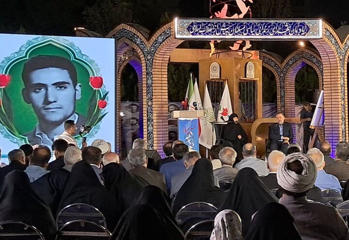 شهدا عاقلترین انسانها بودند شهدا عاقلترین انسانها بودند