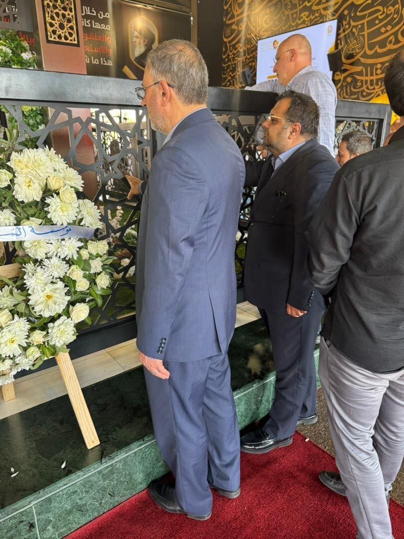 حضور رئیس بنیاد شهید و نماینده ولی فقیه در بنیاد در مراسم سالگرد شهادت سید حسن نصرالله در بیروت