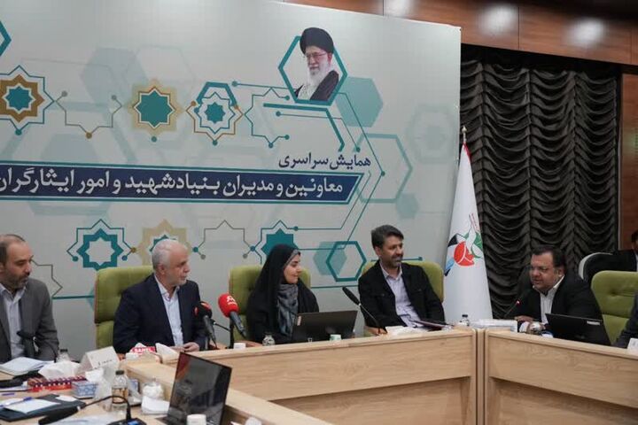 تأکید وزیر راه و شهرسازی بر اجرای بخشنامههای تأمین مسکن ایثارگران تأکید وزیر راه و شهرسازی بر اجرای بخشنامههای تأمین مسکن ایثارگران