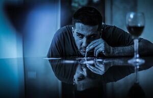 تخریب روانی مخاطب و تهدید ارزش‌های انسانی در نمایش خانگی