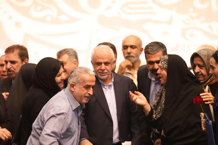مراسم تجلیل از قهرمانان و مدال‌آوران جامعه معزز ایثارگران