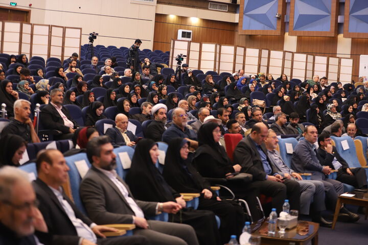 مراسم تجلیل از قهرمانان و مدال‌آوران جامعه معزز ایثارگران