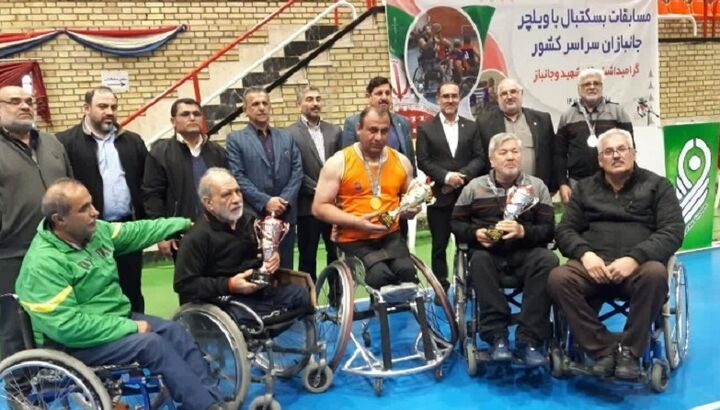 اهتزاز پرچم ایران از میدان جنگ تا سکوی قهرمانی پارالمپیک