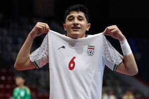 پیروزی ۱۴ گله پسران فوتسال ایران برابر عربستان پیروزی ۱۴ گله پسران فوتسال ایران برابر عربستان