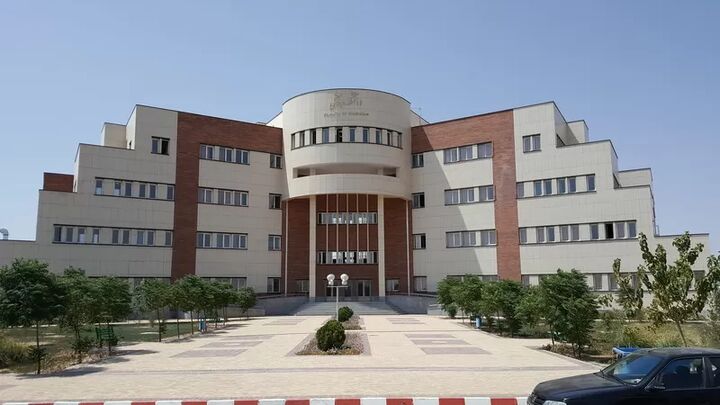 چرا ایثارگران سهمیه دانشگاه دارند؟ چرا ایثارگران سهمیه دانشگاه دارند؟