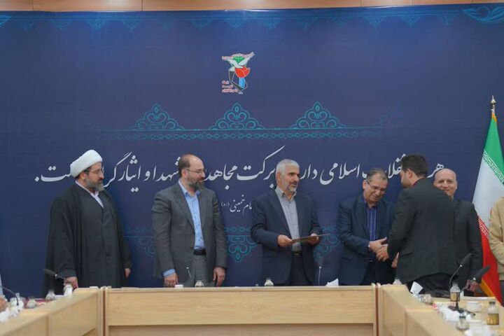 مراسم اختتامیه «ششمین جشنواره قرآن و عطرت» بنیاد شهید و امور ایثارگران برگزار شد مراسم اختتامیه «ششمین جشنواره قرآن و عطرت» بنیاد شهید و امور ایثارگران برگزار شد